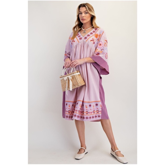 Easel Lilac Floral Embroidered V neck Loose Fit Cotton Dress - Picture 5 of 5